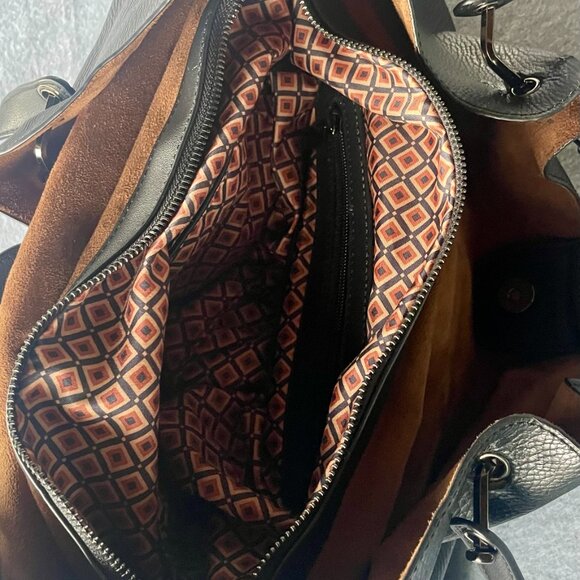 Sondra Roberts Squared Black Pebbled Faux Leather Tote Bag Shoulder Bag - Picture 8 of 8